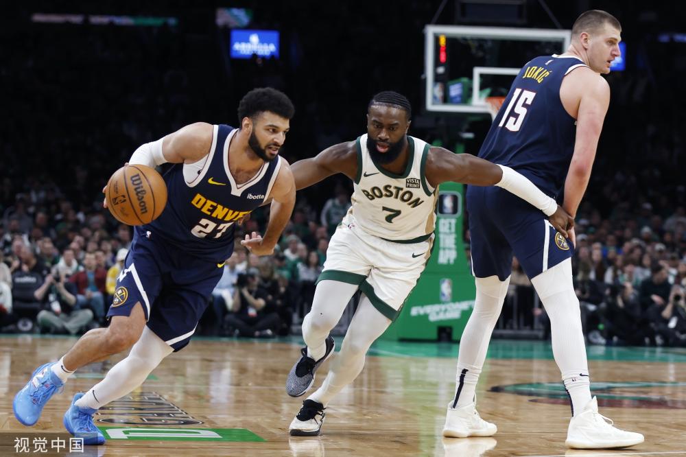 加快与海外 加快与海外