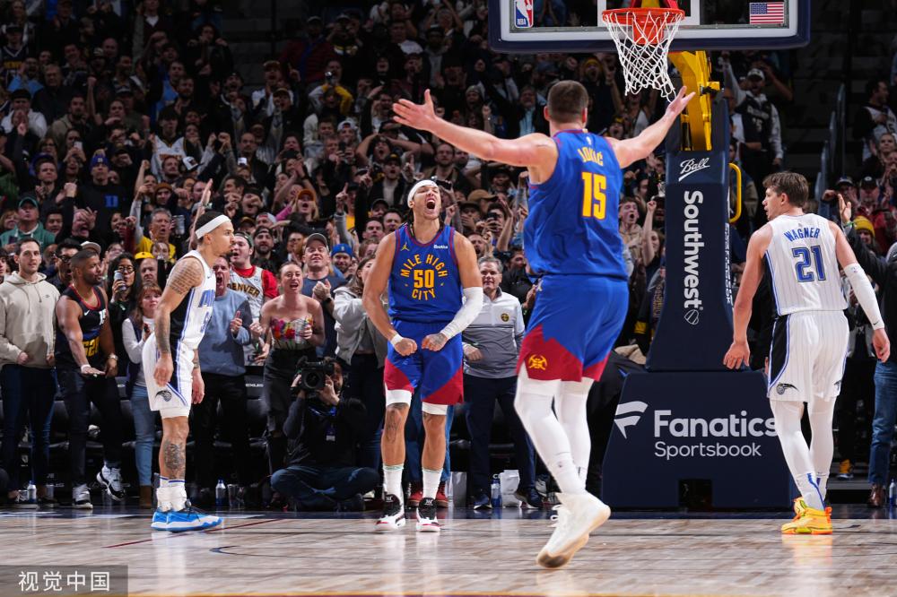 一种辛辣讽 一种辛辣讽